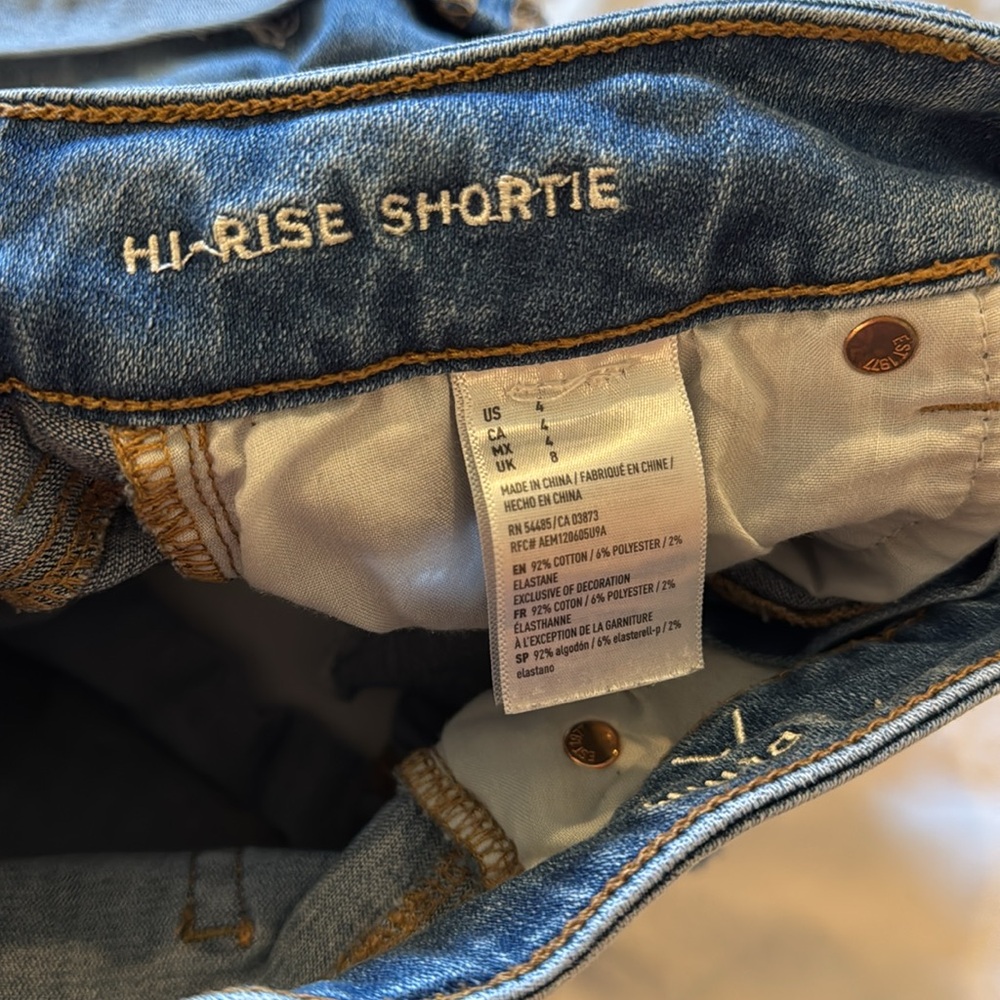 American Eagle Hi-Rise Shortie Shorts Bundle Size 4 - Picture 8 of 13